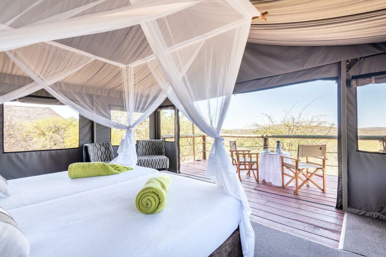 Eagle Tented Lodge & Spa Окаукуехо Екстериор снимка