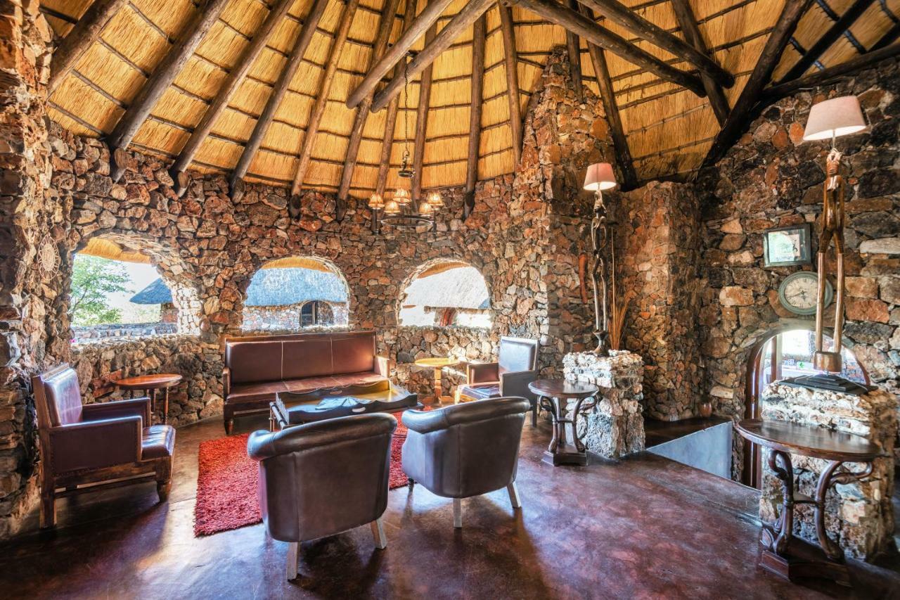 Eagle Tented Lodge & Spa Окаукуехо Екстериор снимка